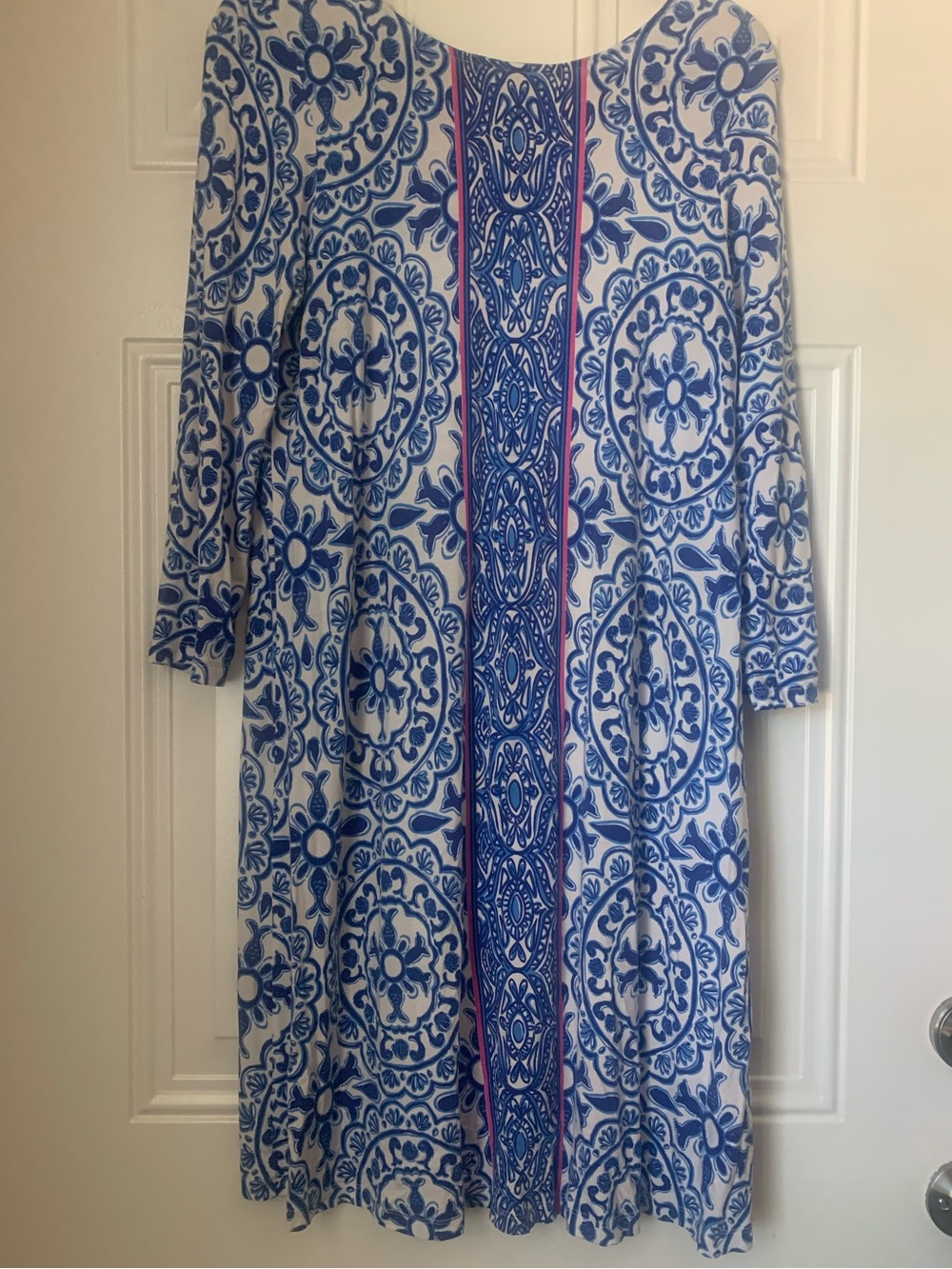 Classic Lilly Pulitzer Blue/White/Pink Printed Knit Shift Dress Size M